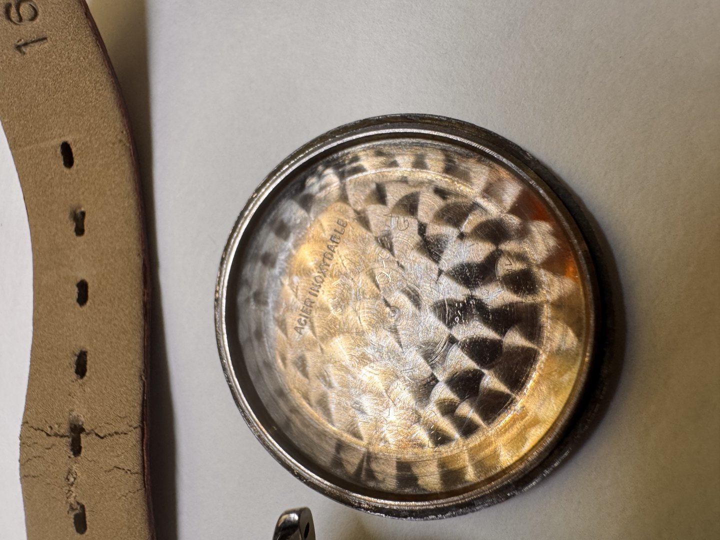 Swiss Craftsmanship: Universal Geneve Watch - Image 5